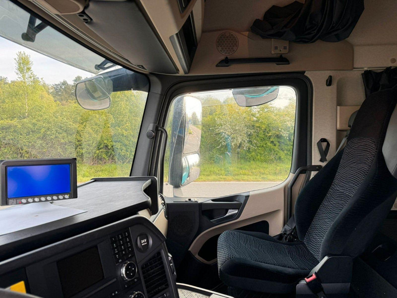 Mercedes-Benz Actros 2540 6x2 Abrollkipper Kran PK 11001 — crédit-bail Mercedes-Benz Actros 2540 6x2 Abrollkipper Kran PK 11001: photos 7 Mercedes-Benz Actros 2540 6x2 Abrollkipper Kran PK 11001 — crédit-bail Mercedes-Benz Actros 2540 6x2 Abrollkipper Kran PK 11001: photos 7