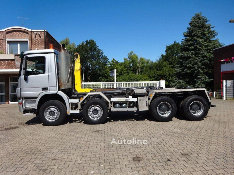 Mercedes-Benz Actros 3244 - Hook lift truck 8x4 - Camion ampliroll, Camion grue: photos 4 Mercedes-Benz Actros 3244 - Hook lift truck 8x4 - Camion ampliroll, Camion grue: photos 4