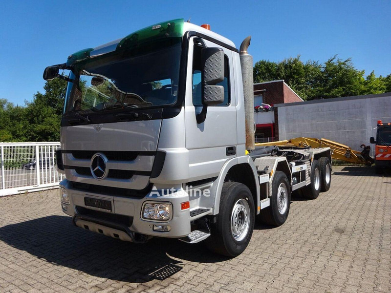 Mercedes-Benz Actros 3244 - Hook lift truck 8x4 - Camion ampliroll, Camion grue: photos 1 Mercedes-Benz Actros 3244 - Hook lift truck 8x4 - Camion ampliroll, Camion grue: photos 1