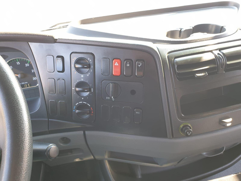 Camion fourgon Mercedes-Benz Atego 816 BOX+LIFT DEUSTCHER LKW: photos 16