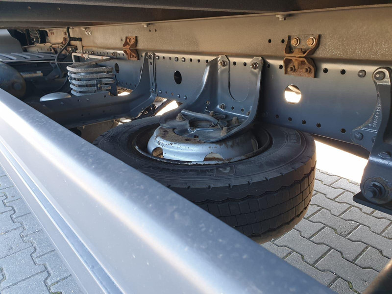 Camion fourgon Mercedes-Benz Atego 816 BOX+LIFT DEUSTCHER LKW: photos 9