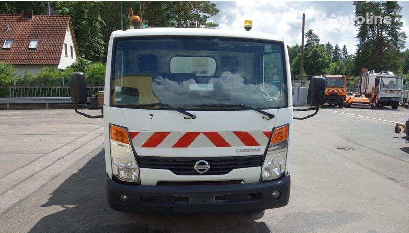 Nissan Cabstar 45.13 - Benne à ordures ménagères: photos 2 Nissan Cabstar 45.13 - Benne à ordures ménagères: photos 2