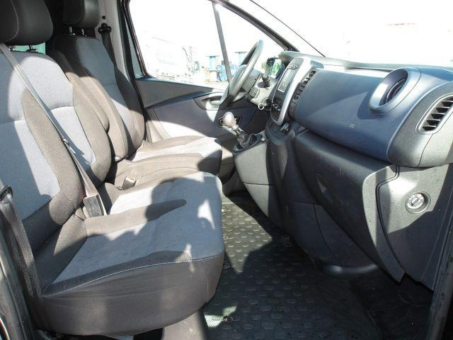 Fourgon utilitaire Opel Vivaro: photos 19 Fourgon utilitaire Opel Vivaro: photos 19