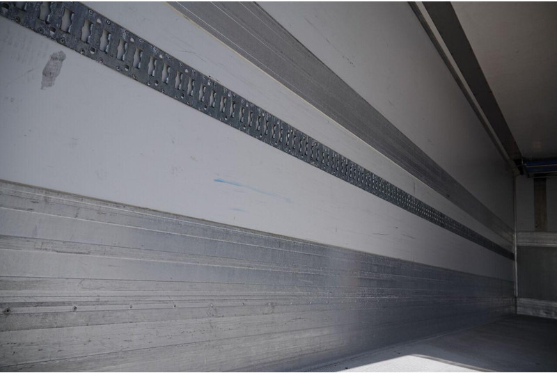 Scania P 410 / CHŁODNIA / SLÓWKA / Agregat THERMO KING - FRIGO BLOCK / — crédit-bail Scania P 410 / CHŁODNIA / SLÓWKA / Agregat THERMO KING - FRIGO BLOCK /: photos 16 Scania P 410 / CHŁODNIA / SLÓWKA / Agregat THERMO KING - FRIGO BLOCK / — crédit-bail Scania P 410 / CHŁODNIA / SLÓWKA / Agregat THERMO KING - FRIGO BLOCK /: photos 16