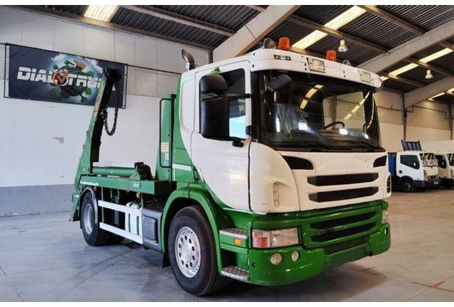 Scania P360 Hyvalift - Camion multibenne: photos 2 Scania P360 Hyvalift - Camion multibenne: photos 2