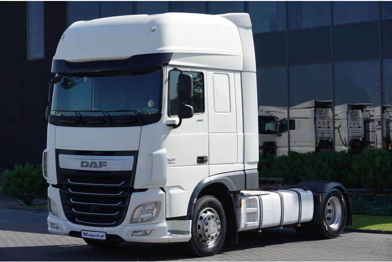 DAF XF 460 / MANUAL / STANDARD / SUPER SPACE CAB / EURO 6 - Tracteur routier: photos 3 DAF XF 460 / MANUAL / STANDARD / SUPER SPACE CAB / EURO 6 - Tracteur routier: photos 3