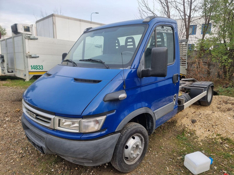 Iveco Daily 40 C 17 BE Clixtar Mini Trekker - SZM - 3.5t - Tracteur routier: photos 1 Iveco Daily 40 C 17 BE Clixtar Mini Trekker - SZM - 3.5t - Tracteur routier: photos 1