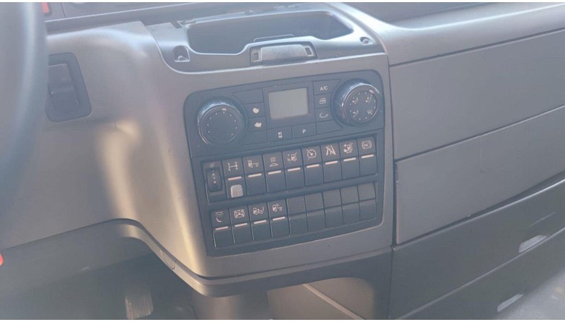 MAN TGX Lowdeck - MEGA - Tracteur routier: photos 5 MAN TGX Lowdeck - MEGA - Tracteur routier: photos 5