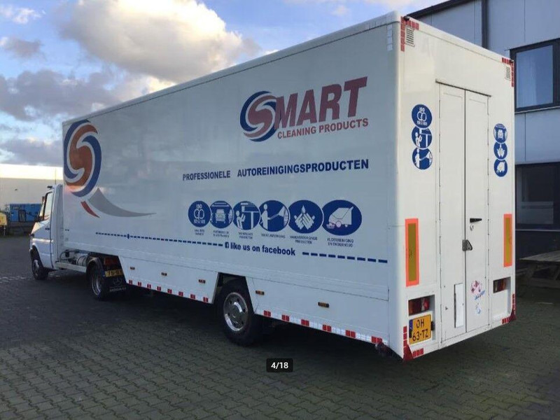 Mercedes-Benz 413 CDI BE Mini Trekker + Workshop Trailer - Tracteur routier: photos 3 Mercedes-Benz 413 CDI BE Mini Trekker + Workshop Trailer - Tracteur routier: photos 3