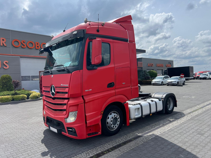 Mercedes-Benz ACTROS 1845 MP4 1.HAND RETARDER XENON LOW DECK - Tracteur routier: photos 1 Mercedes-Benz ACTROS 1845 MP4 1.HAND RETARDER XENON LOW DECK - Tracteur routier: photos 1