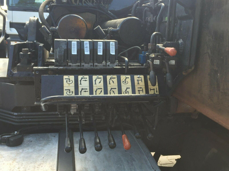 Mercedes-Benz ACTROS 2551 — crédit-bail Mercedes-Benz ACTROS 2551: photos 13