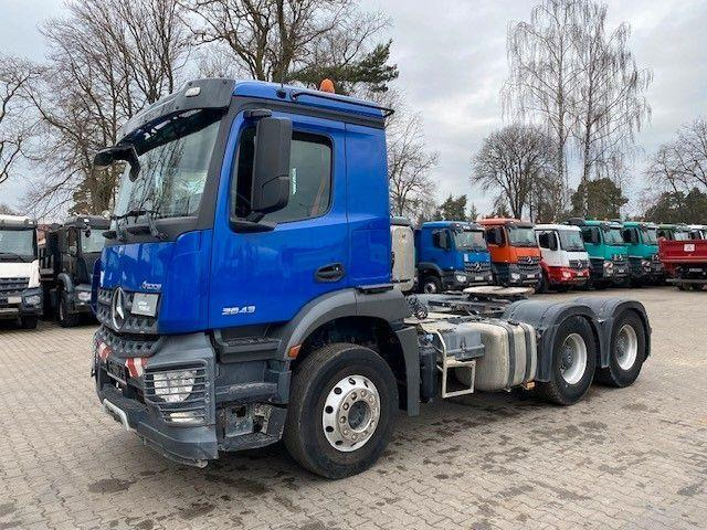 Mercedes-Benz AROCS 2643 6X4 EURO 6 SATTELZUG - Tracteur routier: photos 3 Mercedes-Benz AROCS 2643 6X4 EURO 6 SATTELZUG - Tracteur routier: photos 3