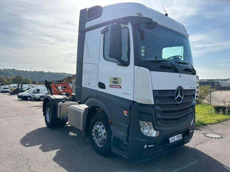 Mercedes-Benz Actros 1845 - Tracteur routier: photos 1 Mercedes-Benz Actros 1845 - Tracteur routier: photos 1