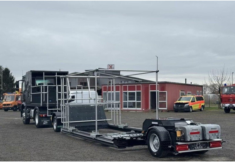 Mercedes-Benz Arocs 2143 Specialized for MOVIE production - Tracteur routier: photos 3 Mercedes-Benz Arocs 2143 Specialized for MOVIE production - Tracteur routier: photos 3