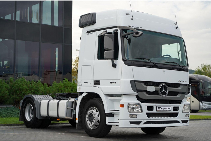 Mercedes-Benz - Tracteur routier: photos 4 Mercedes-Benz - Tracteur routier: photos 4