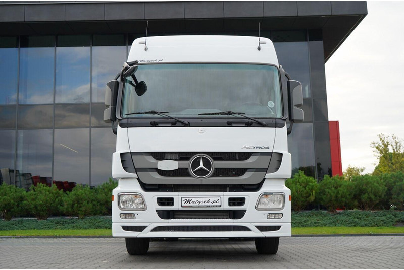 Mercedes-Benz - Tracteur routier: photos 3 Mercedes-Benz - Tracteur routier: photos 3