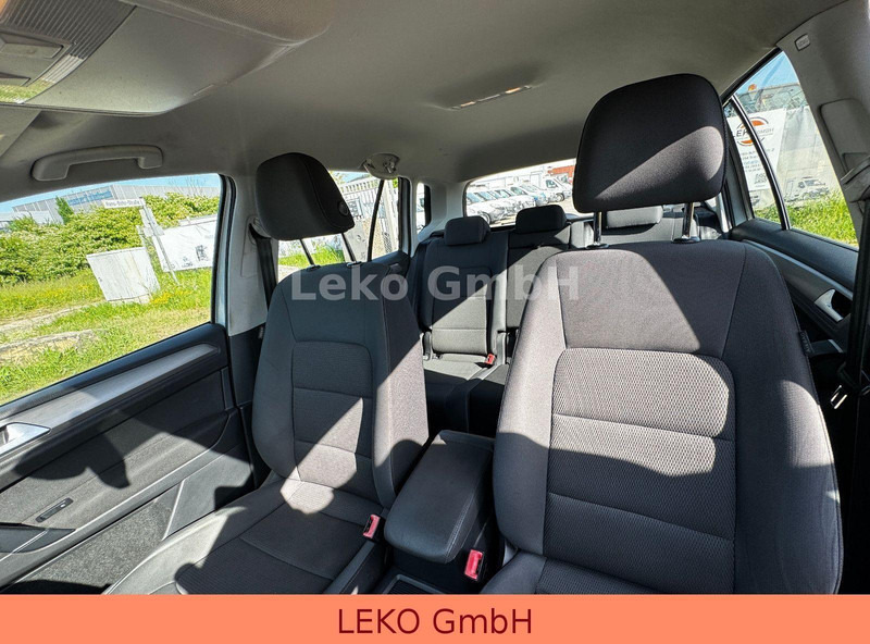 Voiture à hayon Volkswagen Golf Plus: photos 19 Voiture à hayon Volkswagen Golf Plus: photos 19