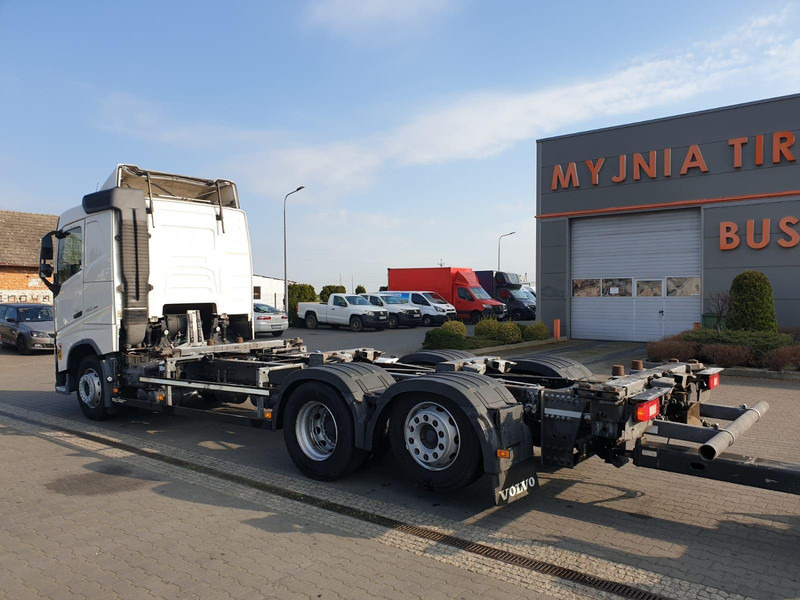 Volvo FH 460 EURO 6 BDF SWAP CHASSIS + TRAILER FLIEGL TWP180 - Châssis cabine: photos 3 Volvo FH 460 EURO 6 BDF SWAP CHASSIS + TRAILER FLIEGL TWP180 - Châssis cabine: photos 3