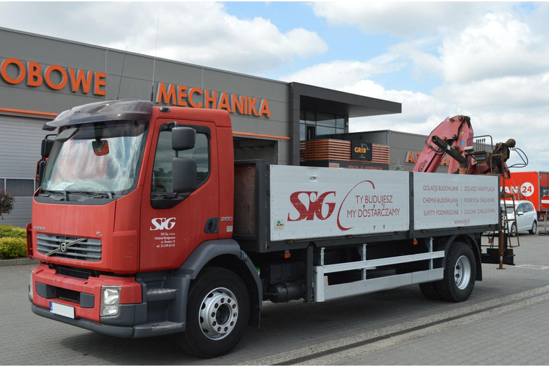 Volvo FL 18.280 Pallet Forks Rotator "22.5 5300 kg HDS AT - Camion plateau, Camion grue: photos 1 Volvo FL 18.280 Pallet Forks Rotator "22.5 5300 kg HDS AT - Camion plateau, Camion grue: photos 1