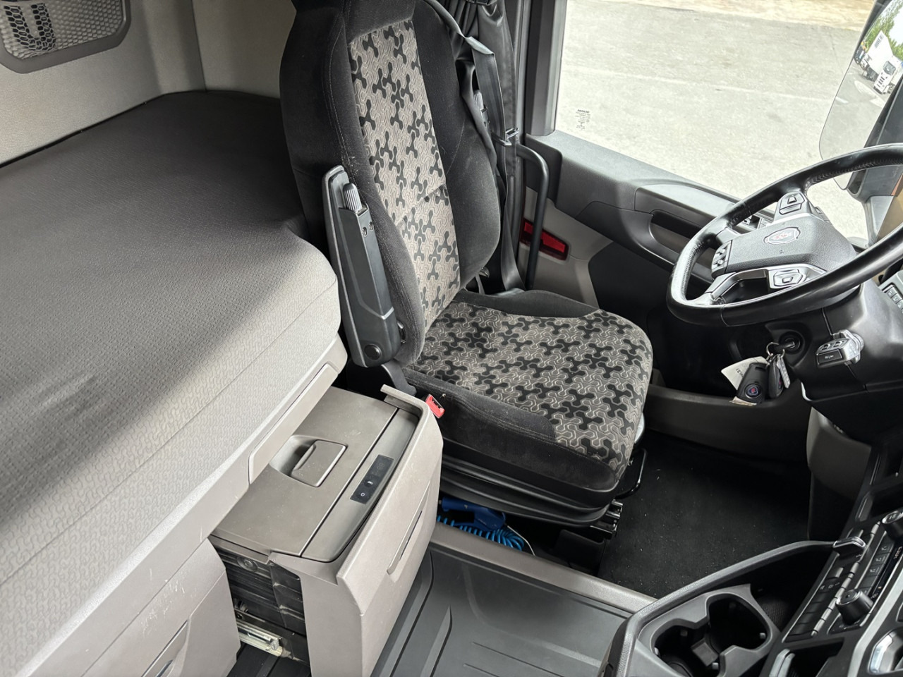 Tracteur routier SCANIA R 500 A4x2NB: photos 6 Tracteur routier SCANIA R 500 A4x2NB: photos 6