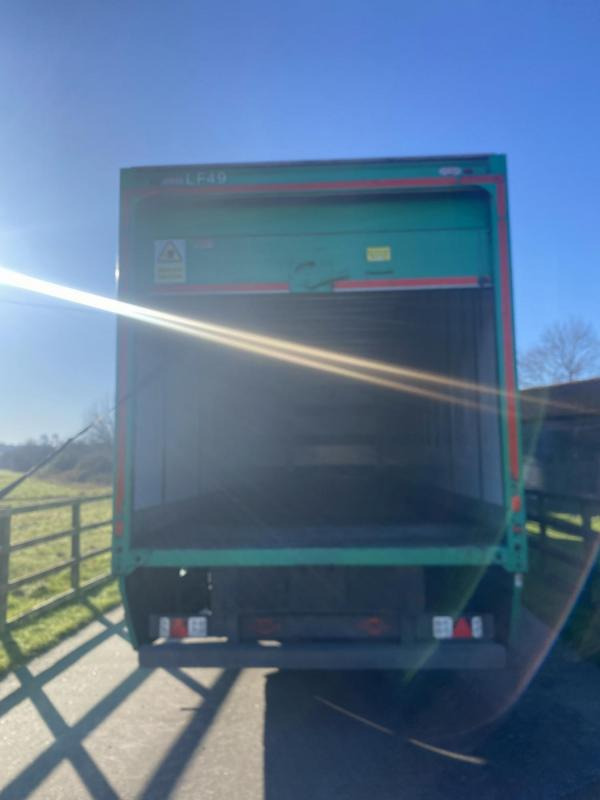 Semi-remorque fourgon DON BURR Tandem axle 13.6 Mtr Garment Hanging Trailer: photos 1
