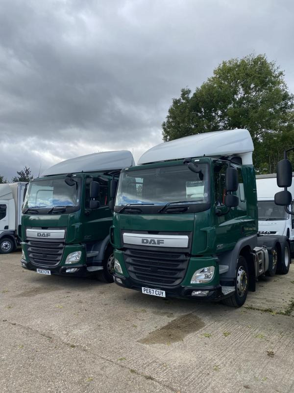 DAF FTG CF 85-460 Auto Std Sleeper - Tracteur routier: photos 2 DAF FTG CF 85-460 Auto Std Sleeper - Tracteur routier: photos 2