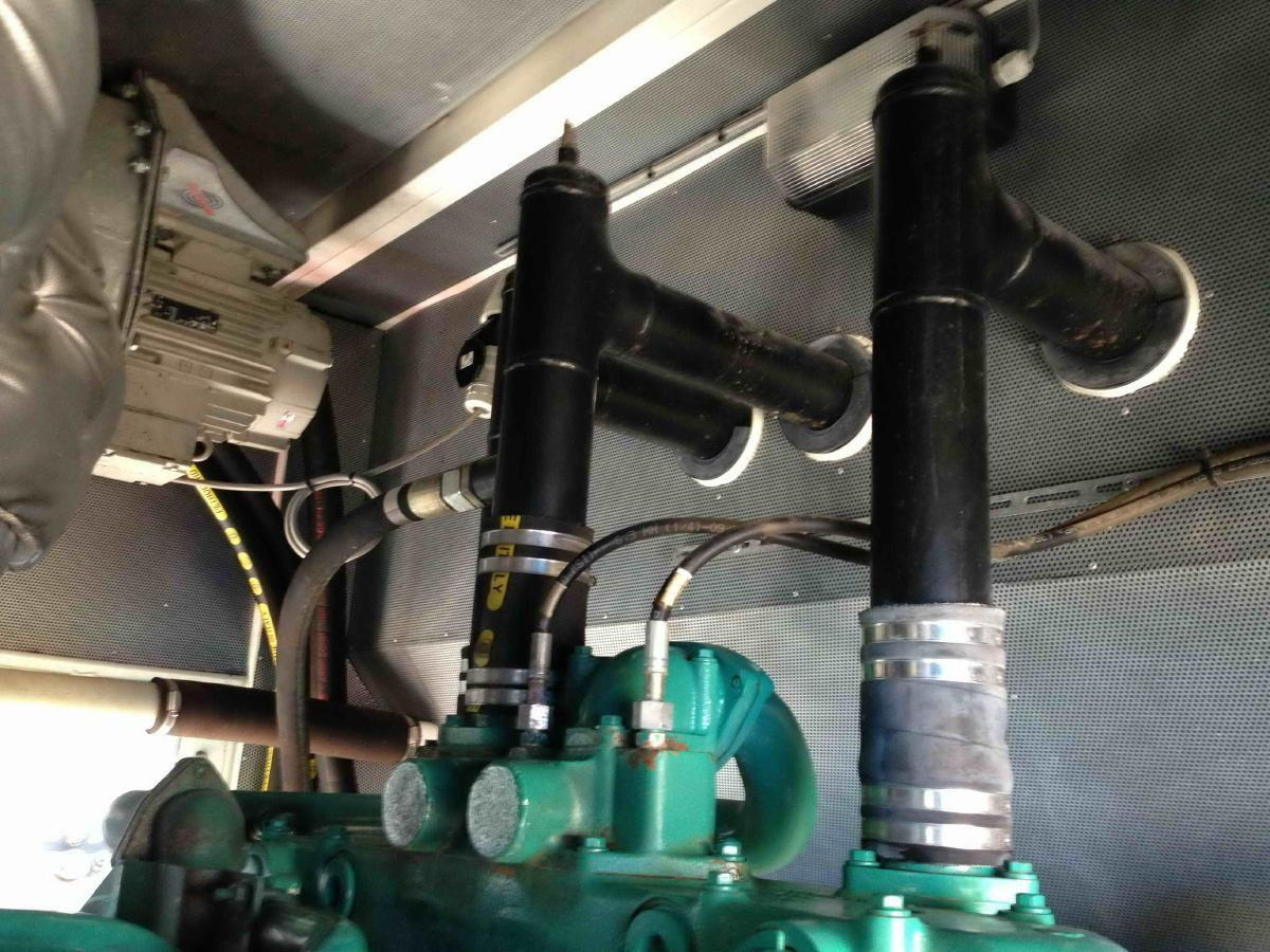 Groupe électrogène Cummins Generator 1250 KVA QSK45-G4 Engine Super silent Silent: photos 14