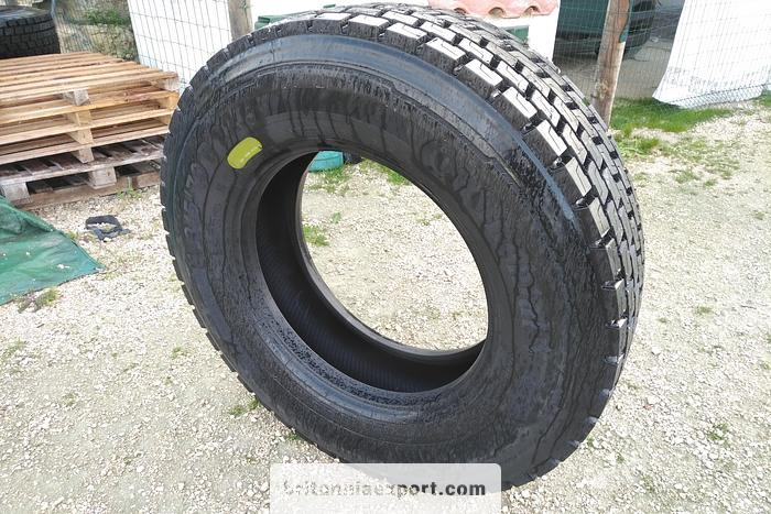 FACTORY Retread 315/70R22.5 Truck Tyres | Heavy-Duty | Export Ready - Pneu: photos 1 FACTORY Retread 315/70R22.5 Truck Tyres | Heavy-Duty | Export Ready - Pneu: photos 1