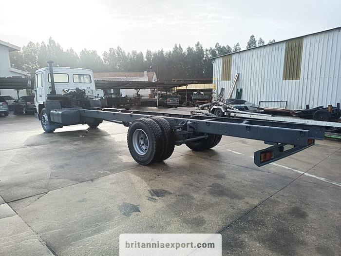 VOLVO FL6 19 | Intercooler | On springs | On 10 studs - Châssis cabine: photos 3 VOLVO FL6 19 | Intercooler | On springs | On 10 studs - Châssis cabine: photos 3