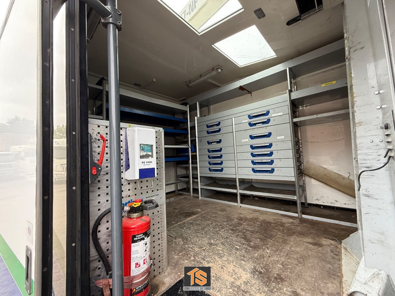 MAN TGL 12.210 EURO 5 - MANUAL - VERSALIFT VST-237-NF HEIGHT 14 M - BELGIUM TRUCK - TOP! - Camion, Camion grue: photos 3 MAN TGL 12.210 EURO 5 - MANUAL - VERSALIFT VST-237-NF HEIGHT 14 M - BELGIUM TRUCK - TOP! - Camion, Camion grue: photos 3