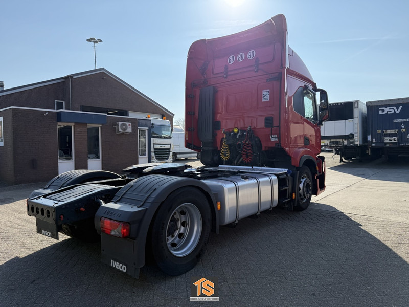 Iveco AT 420 S-WAY - 2 TANK - RETARDER - 3X AVAILABLE! - TOP TRUCK - TUV 12/25 - Tracteur routier: photos 4 Iveco AT 420 S-WAY - 2 TANK - RETARDER - 3X AVAILABLE! - TOP TRUCK - TUV 12/25 - Tracteur routier: photos 4