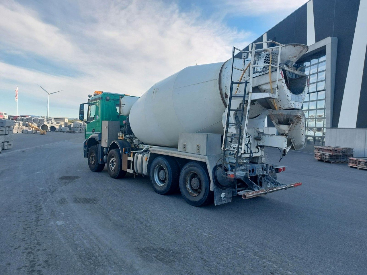 Mercedes-Benz 3246 8x4 / 9 m3 stetter - Camion malaxeur: photos 4 Mercedes-Benz 3246 8x4 / 9 m3 stetter - Camion malaxeur: photos 4