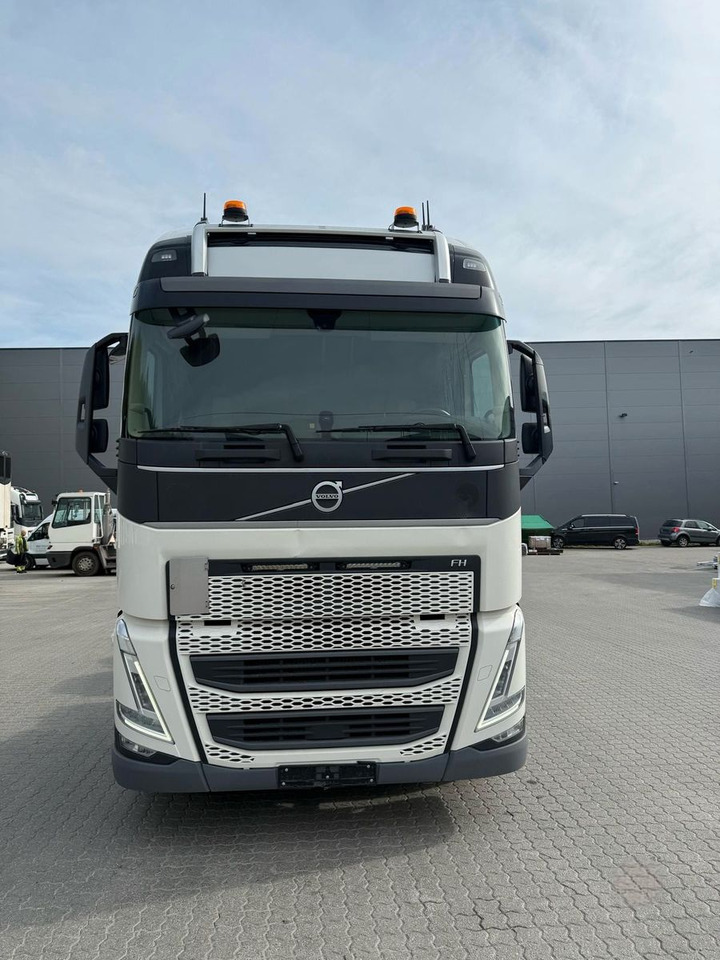 Volvo FH540 6x2 / Double boogie - Tracteur routier: photos 2 Volvo FH540 6x2 / Double boogie - Tracteur routier: photos 2