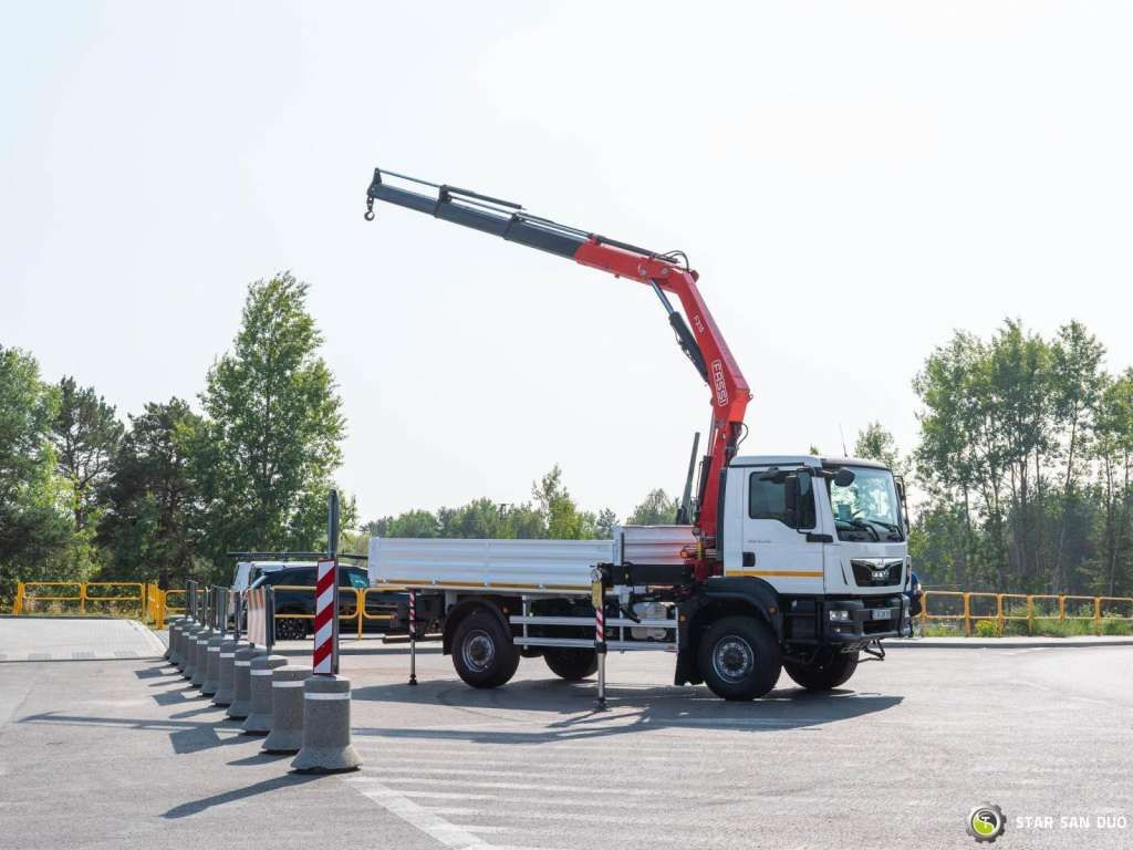 MAN TGM 18.250 4x4 Fassi F215A.0.23 Active HDS Cran - Camion grue: photos 4 MAN TGM 18.250 4x4 Fassi F215A.0.23 Active HDS Cran - Camion grue: photos 4