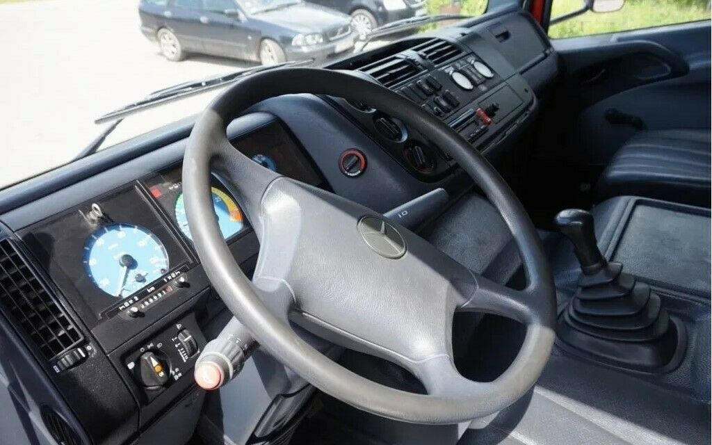 Camion de pompier Mercedes-Benz 4x4 ATEGO 1225 Firebrigade Feuerwehr: photos 22