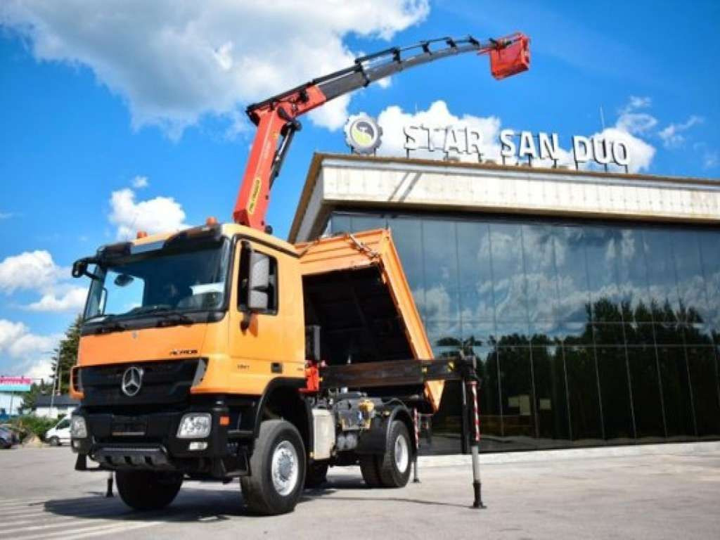 Mercedes-Benz ACTROS 1841 4x4 PALFINGER PK 22002 CRANE KIPER - Camion grue: photos 5 Mercedes-Benz ACTROS 1841 4x4 PALFINGER PK 22002 CRANE KIPER - Camion grue: photos 5