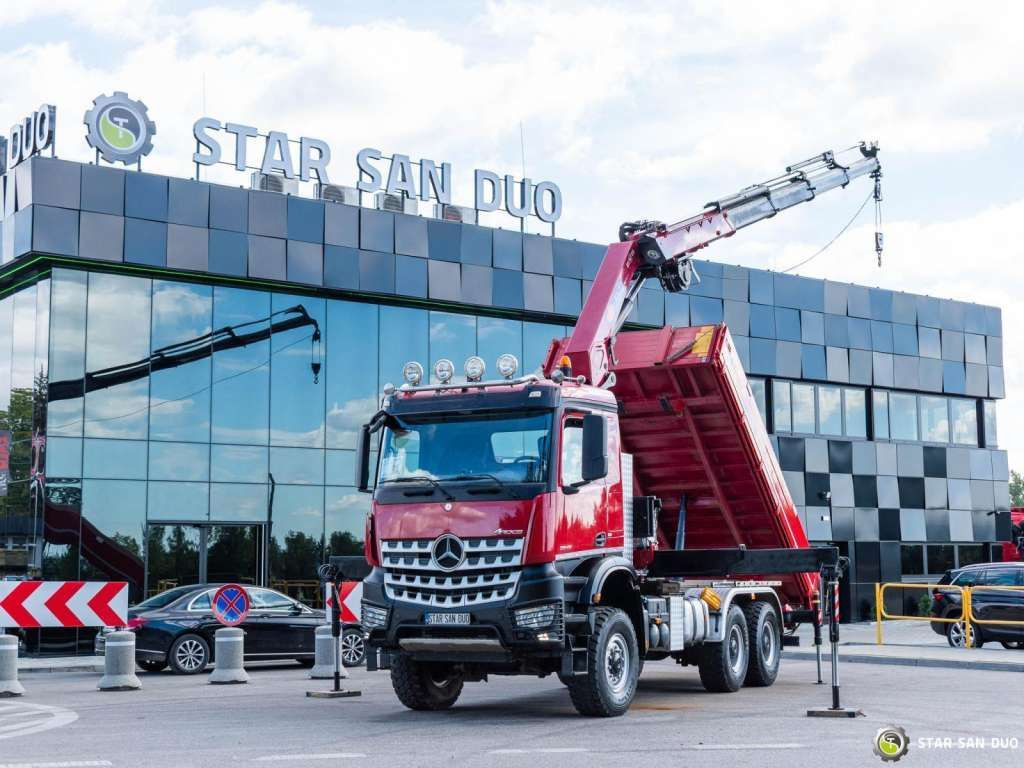 Mercedes-Benz AROCS 3345 6x6 HMF 3220 Winch Crane tipper - Camion grue: photos 1 Mercedes-Benz AROCS 3345 6x6 HMF 3220 Winch Crane tipper - Camion grue: photos 1