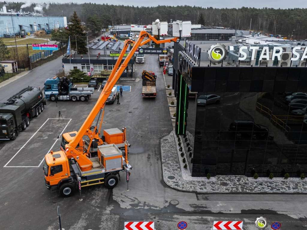 Mercedes-Benz ATEGO 1018 WUMAG WT 170 Platform Lift 17m - Camion avec nacelle: photos 5 Mercedes-Benz ATEGO 1018 WUMAG WT 170 Platform Lift 17m - Camion avec nacelle: photos 5