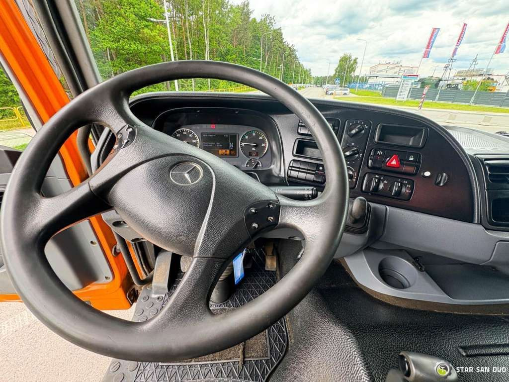 Camion benne Mercedes-Benz Actros 1841 AK 4x4 Hiab 288E-7 Crane Kipper: photos 15 Camion benne Mercedes-Benz Actros 1841 AK 4x4 Hiab 288E-7 Crane Kipper: photos 15