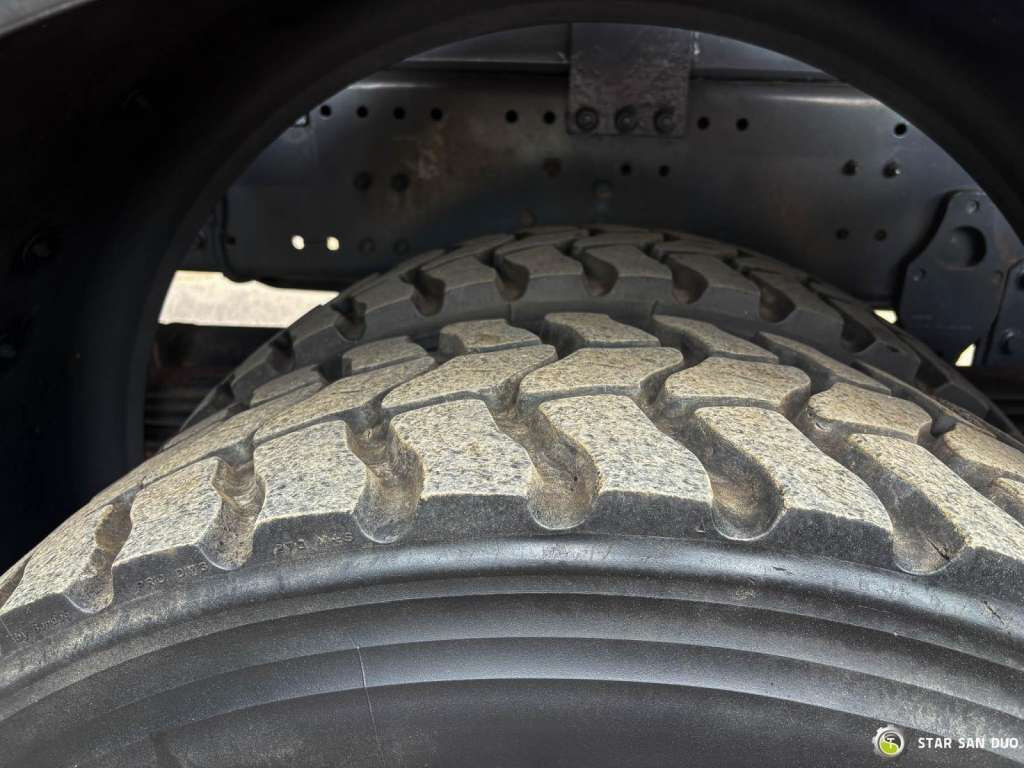 Camion benne Mercedes-Benz Actros 1841 AK 4x4 Hiab 288E-7 Crane Kipper: photos 20 Camion benne Mercedes-Benz Actros 1841 AK 4x4 Hiab 288E-7 Crane Kipper: photos 20