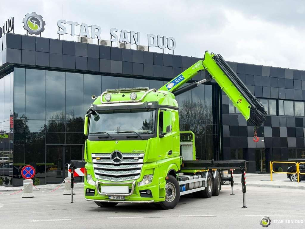 Mercedes-Benz Actros 6x2 HMF 3220 K7 Crane Mercedes-Benz Actros 6x2 HMF 3220 K7 Crane - Camion grue, Camion plateau: photos 5 Mercedes-Benz Actros 6x2 HMF 3220 K7 Crane Mercedes-Benz Actros 6x2 HMF 3220 K7 Crane - Camion grue, Camion plateau: photos 5