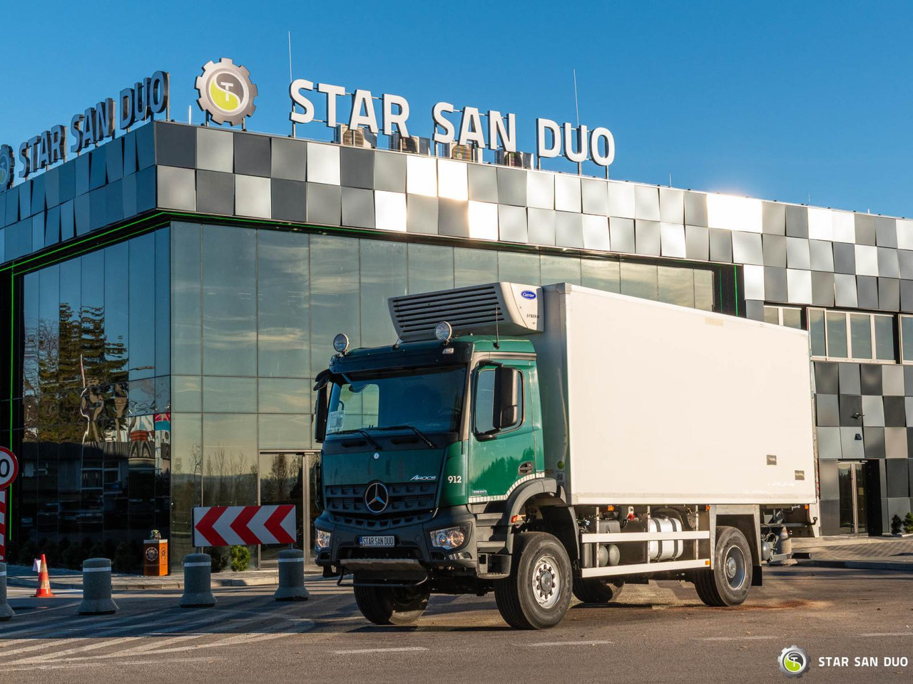 - Châssis cabine: photos 1 - Châssis cabine: photos 1