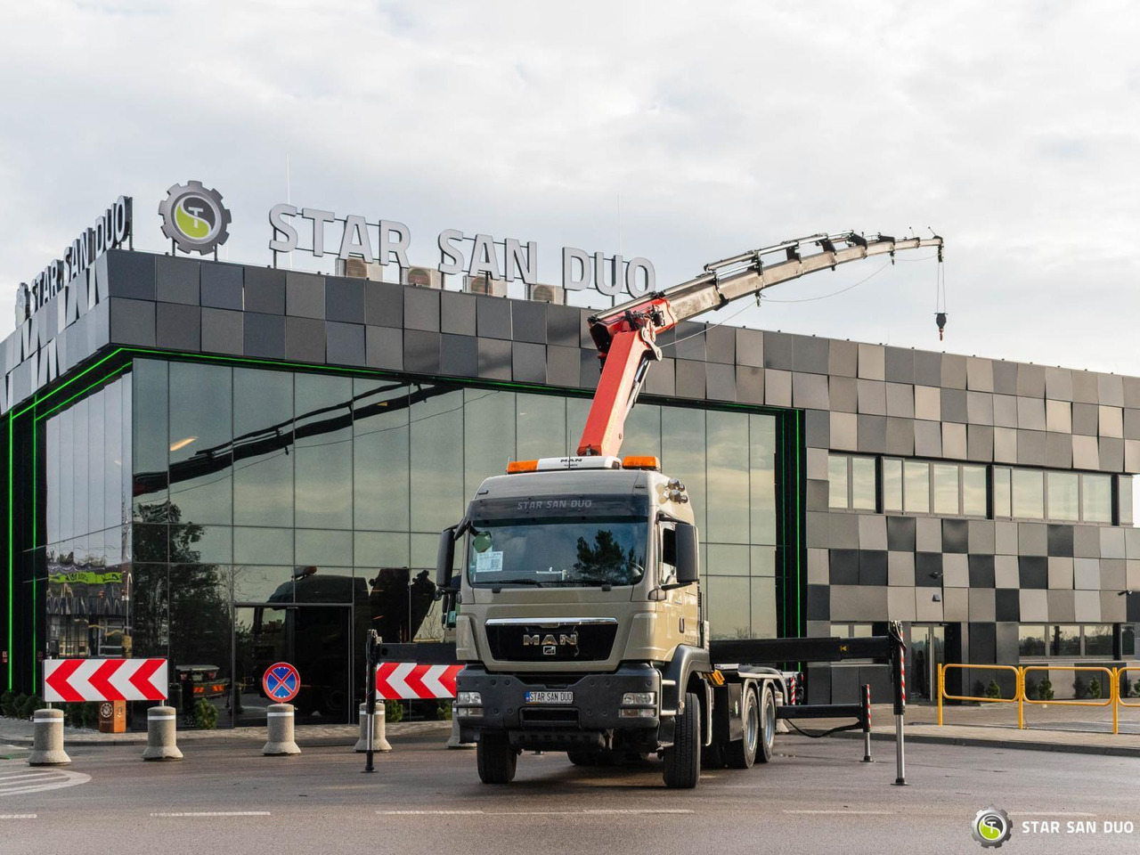 - Camion grue: photos 5 - Camion grue: photos 5