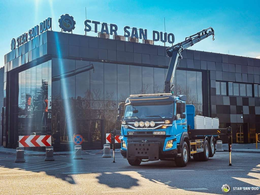 Volvo FMX 410 6x2 PALFINGER PK 18002 659 Working Hour - Camion benne: photos 2 Volvo FMX 410 6x2 PALFINGER PK 18002 659 Working Hour - Camion benne: photos 2