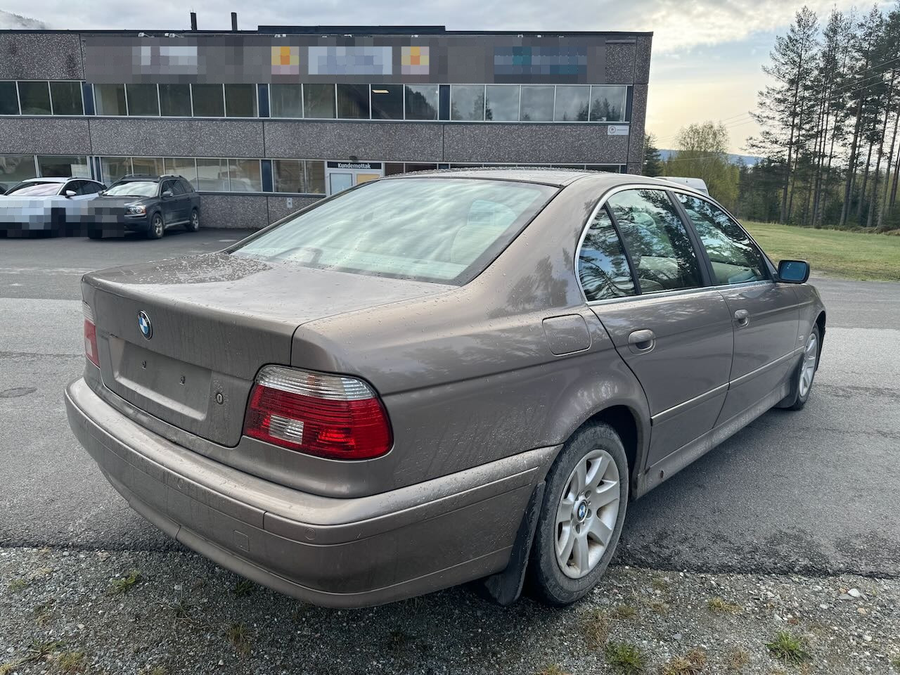 BMW 520 - Voiture: photos 5 BMW 520 - Voiture: photos 5