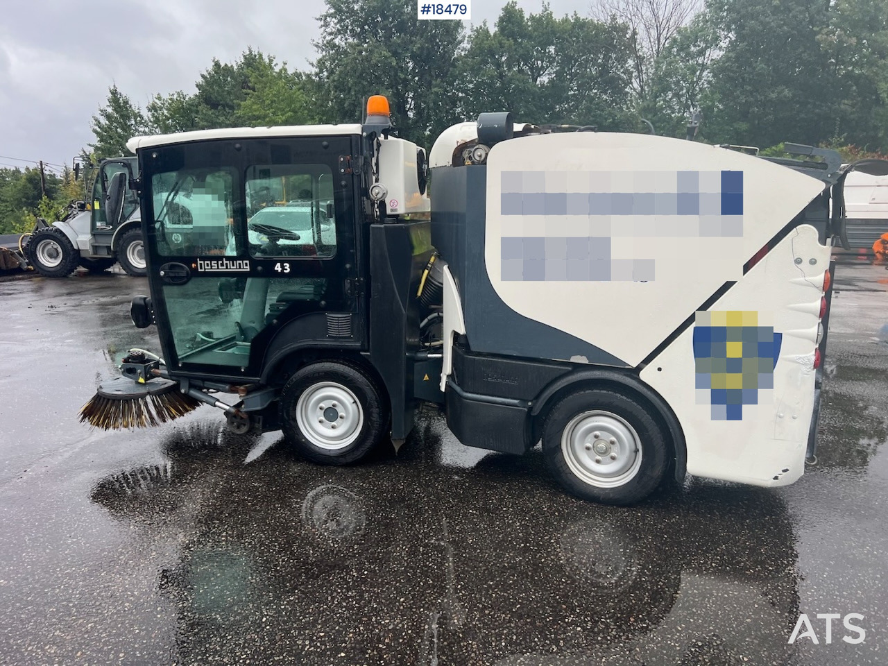Balayeuse de voirie Boschung S2: photos 11