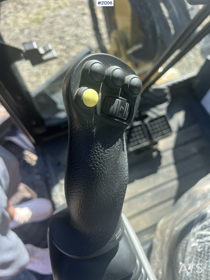 Mini pelle Caterpillar 302.7 CR gravemaskin m/ rototilt, pusseskuff,graveskuffe,klype og grøfteskuffe: photos 21