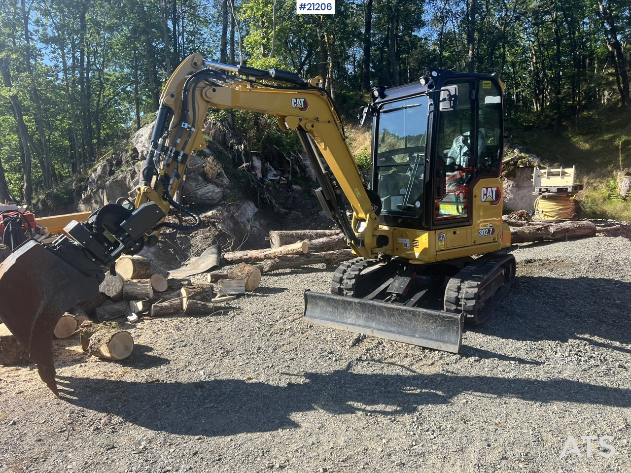 Mini pelle Caterpillar 302.7 CR gravemaskin m/ rototilt, pusseskuff,graveskuffe,klype og grøfteskuffe: photos 6