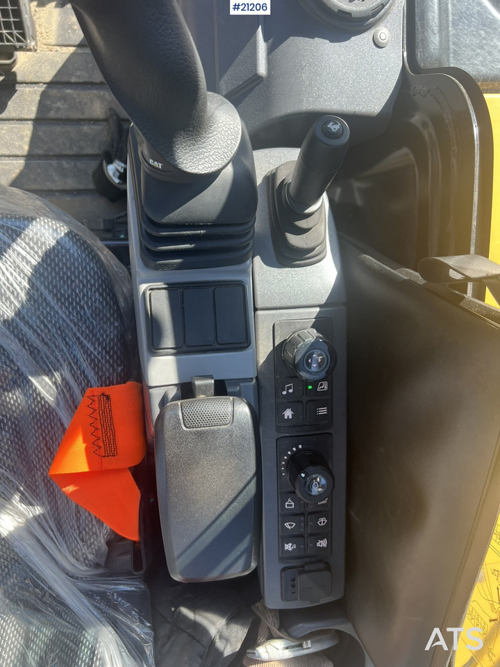 Mini pelle Caterpillar 302.7 CR gravemaskin m/ rototilt, pusseskuff,graveskuffe,klype og grøfteskuffe: photos 23