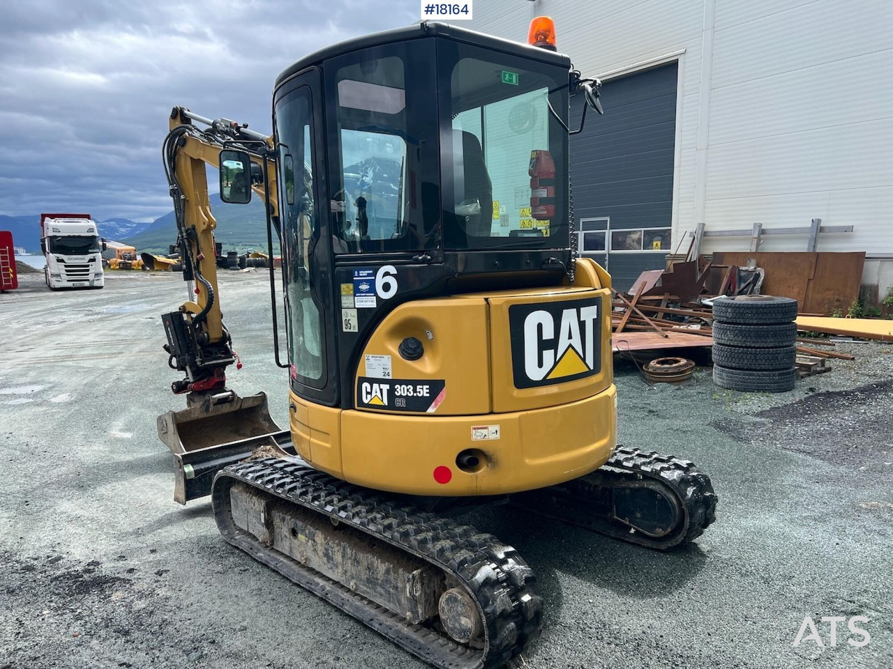 Caterpillar 303.5ECR - Pelle: photos 3 Caterpillar 303.5ECR - Pelle: photos 3